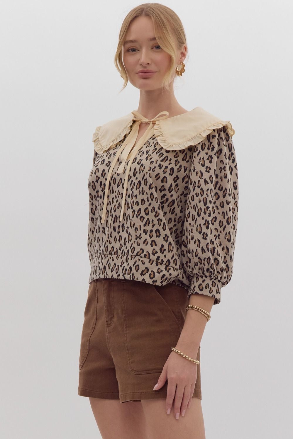 Leopard Print V Neck 3/4 Sleeve Crop Sweater w/ Collar