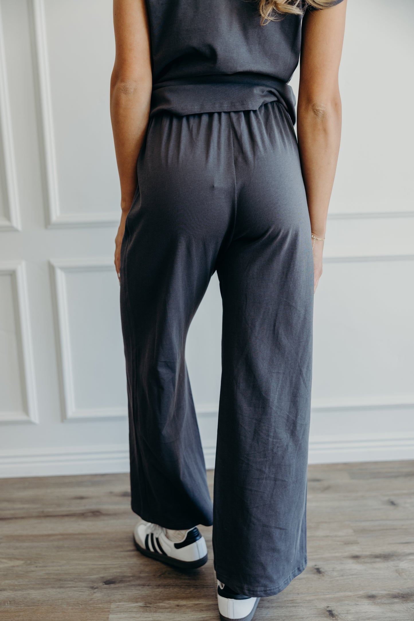 Wide leg lounge pants in moonstone